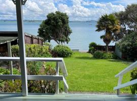 Tamaterau Seaview House in Whangarei, hotel Whangareiben