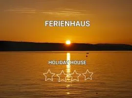Old House - Ferienhaus
