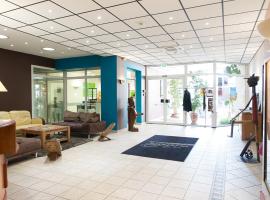 Logis Hôtel de France restaurant le Lucullus โรงแรมในมองต์มอริญอง