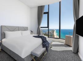 Meriton Suites Surfers Paradise, hotel with jacuzzis in Gold Coast