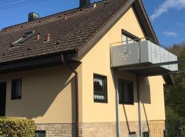 Ferienwohnung Ludwig, hotel con estacionamiento en Karlstadt