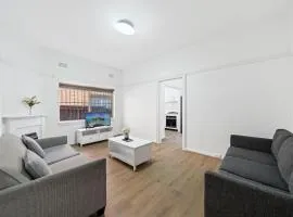 Burwood New 2 Bedroom 2 Bath Apt Free Parking