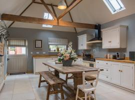 The Dairy by Bloom Stays, hotel i Ulcombe