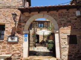 El Rincón Maragato, guest house in Castrillo De Los Polvazares