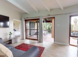 San Lameer 2820 by Top Destinations Rentals, hotell i Southbroom