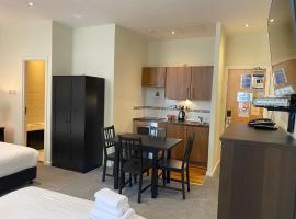 Grand Plaza Serviced Apartments, hotel in London