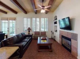 LV202 Downstairs 2 Bedroom Steps from the Pool