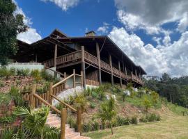 Casa de luxo em Monte Verde, hotel in Camanducaia