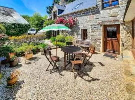 Gorgeous Home In Trégunc With Kitchen