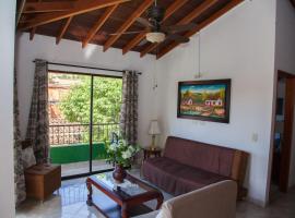 Apartamento en Envigado, מקום אירוח ביתי באנביגאדו