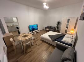 Paris Apartments, hotel near Cathedral of Christ the King, Katowice