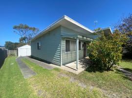 Siesta On Bayview, guest house in Inverloch