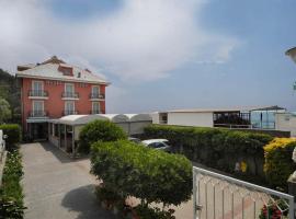 Hotel Lido, hotel in Deiva Marina