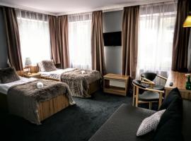 Aviator Hotel Restauracja & SPA, hotel v destinaci Pabianice