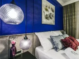 DiVine Luxury Apartment Blue