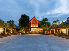 บีวินรีสอร์ท, hotel Nakhon Szi Thammaratban