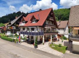 Haus Obertal: Bad Rippoldsau şehrinde bir otel