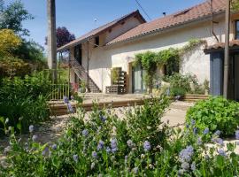 Fenêtre sur Loire, nhà nghỉ B&B ở Iguerande