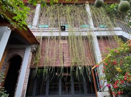 Đường Lâm Village, hotel barato en Sơn Tây