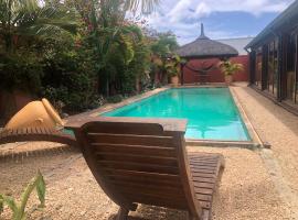 Super villa familiale, hotel en Pointe aux Piments