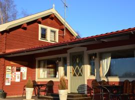 Bruntegården – hotel w mieście Rättvik