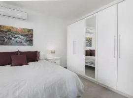 The view & art gallery apartment, free parking