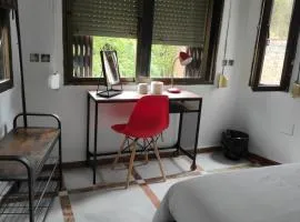 Convenient Rooms - Ferry, Train & Bus Station -