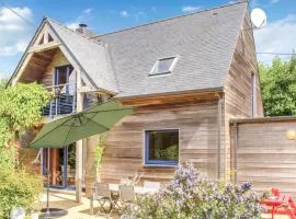 Nice Home In Plounéour-Trez With Sauna