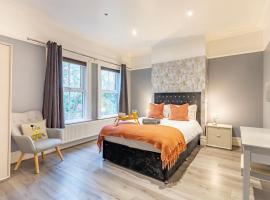 City Centre 3 Bed - Perfect for Contractors and Families, hótel í Doncaster