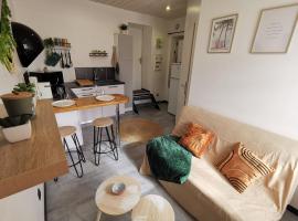 Studio cosy proche du centre-ville, apartamento em Paray-le-Monial