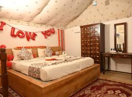 Yatra Desert Safari Luxury Camp, hotel in Jaisalmer