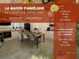 La maison d'Angélique - Colocation hôtelière à 150m Gare TGV- Grande cuisine équipée & salon - Fibre - Netflix, hotel económico em Niort