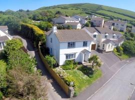 CROYDE WHITE HOUSE 4 Bedrooms, hotel in Croyde