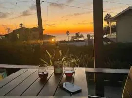 Contemporary Ocean Sunset Views with Firepit Pt Loma close to PLNU