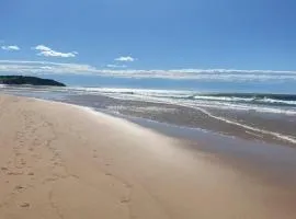 Dee Why Beach - Surfrider Studio 8