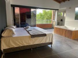 Hermoso loft con jacuzzi y balcon, holiday rental in Envigado