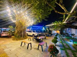 D'Villa Hotel - Homestay, hôtel à Kon Tum