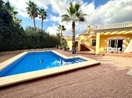 4 bed Villa Cala Dor Private pool, nastanitev ob plaži v mestu El Campello