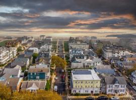 The Allenhurst: Ocean Grove şehrinde bir otel