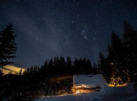 Fairytale Cottage - Peaceful Getaway Near Bled, hotel de 3 estrellas en Zgornje Gorje