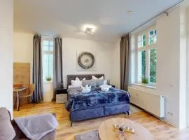 SweetHome - Business-Apartment mit Küche, Terrasse, Stellplatz