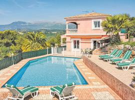 Awesome Home In Cagnes Sur Mer With Private Swimming Pool, Can Be Inside Or Outside, hotelli Cagnes-sur-Merissä