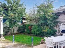5 Bedroom Gorgeous Home In Longvilliers