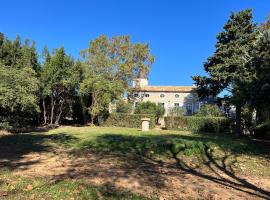 Domaine Saint Martin le grand, holiday home in Béziers