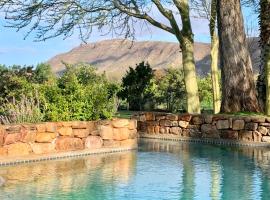 Vergeet-My-Niet, hotel with parking in Prince Albert