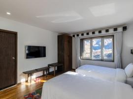 Lo Mustang Himalayan Resort