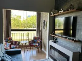 Apartamento novíssimo top com lareira