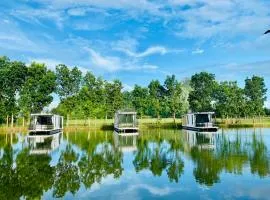 บ้านสวนคีรีวงศ์ Baansuan Khiriwong Boathouse