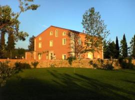 Podere Biserno, hotel v destinaci Bibbona