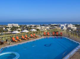 City Seasons Hotel & Suites Muscat, romantický hotel v destinaci Muscat